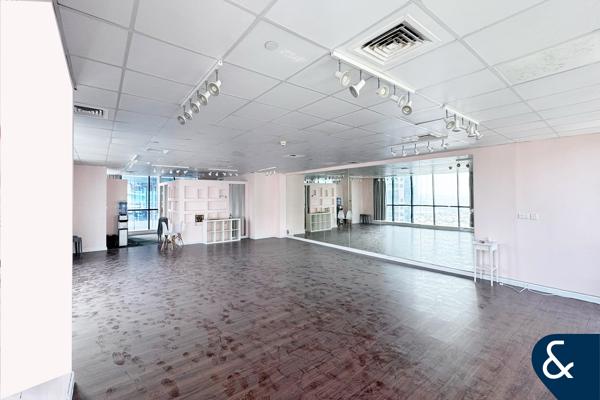 X2 Tower | Lake View | Open Layout